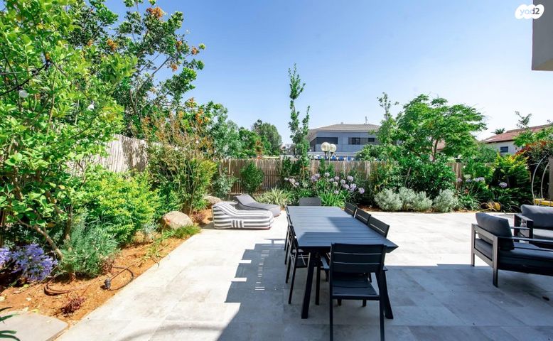 בית פרטי/ קוטג', איזמרגד 2, גרין פארק שיכון עובדים, הוד השרון