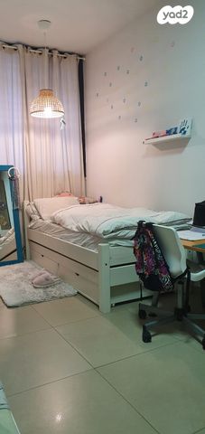 דירה, הנוטרים 10, מרכז, הרצליה