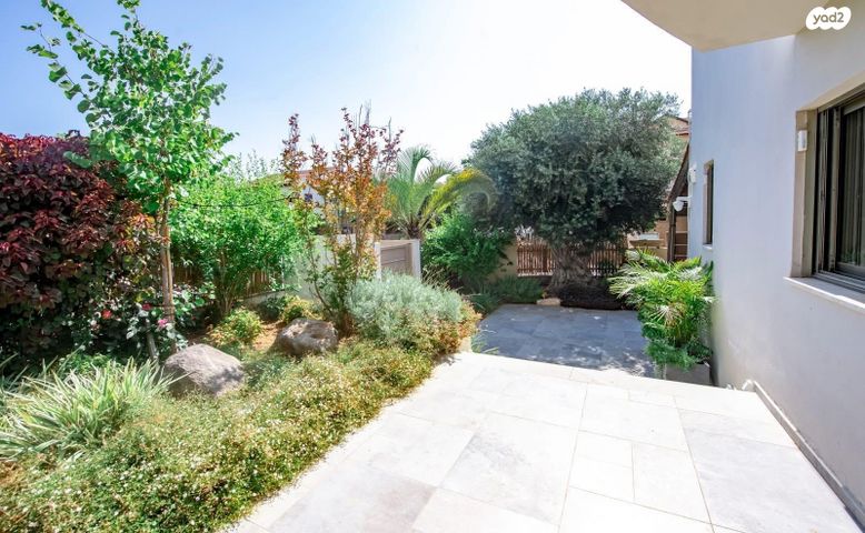 בית פרטי/ קוטג', איזמרגד 2, גרין פארק שיכון עובדים, הוד השרון