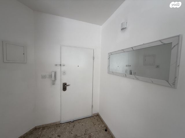 דירה, החלוצים 13, רובע הקריה, הסיטי, אשדוד