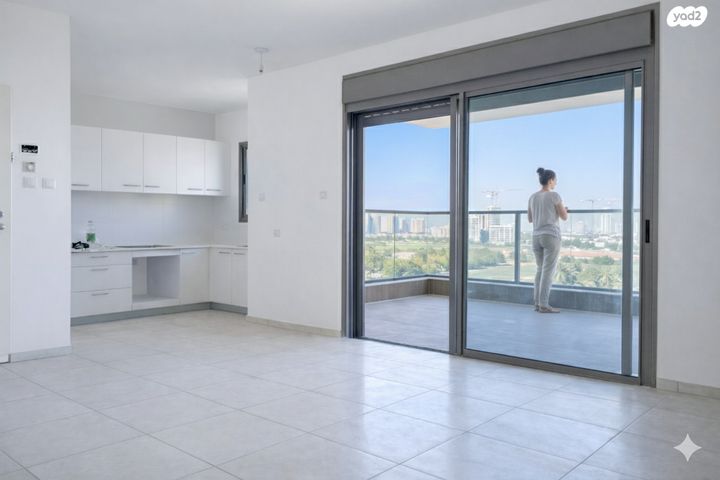 לאה גולדברג 10