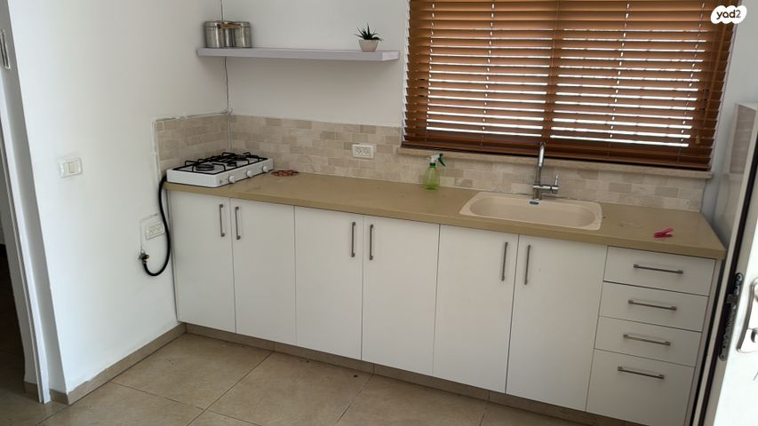 יחידת דיור, יוסף טרומפלדור 1, שיכון ב', קרית שמונה