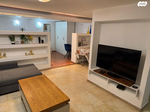 יחידת דיור, שלונסקי 32, הוד הכרמל, דניה, חיפה