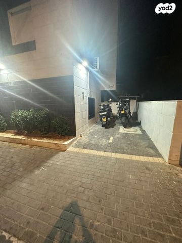 דירת גן, יורדי הסירה 4, רובע ב', אשדוד