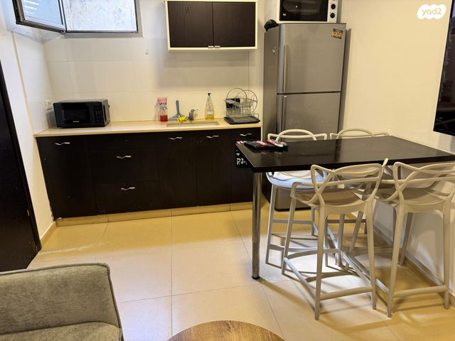 יחידת דיור, ראב"ע 5, שיכוני המזרח, ראשון לציון