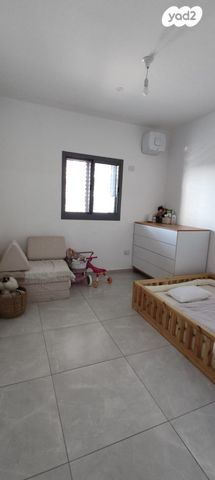 דירה, שיר השירים 30, גן יבנה מערב, גן יבנה