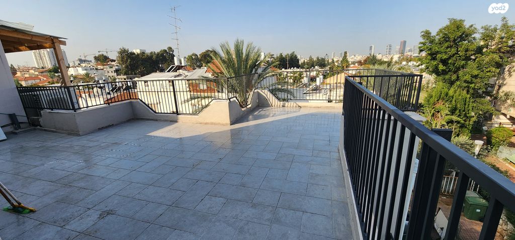 גג/ פנטהאוז, בארי 5, בית וקאנטרי, גיורא יוספטל, גבעת שמואל