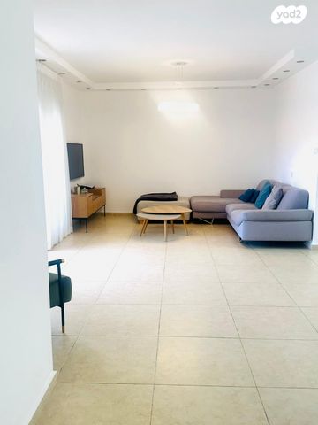 דירה, דרך מנחם בגין 84, מוריה, מודיעין מכבים רעות