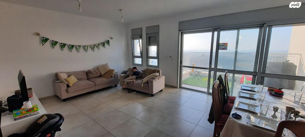 דירה, אלה 4, לשם, עלי זהב