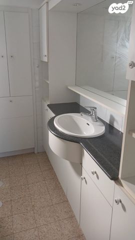 דירה, רחבת אילן 16, רמת אילן, גבעת שמואל