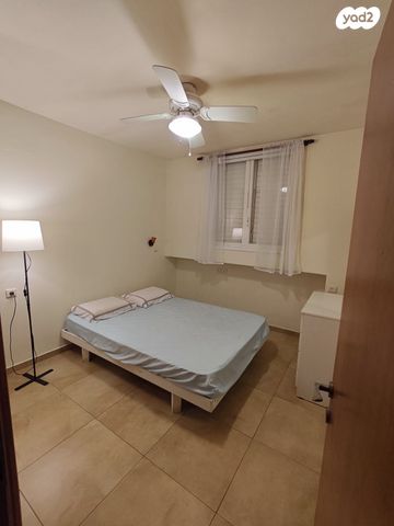 דירה, שאר ישוב 11, נווה יהושע, ערמונים, רמת גן