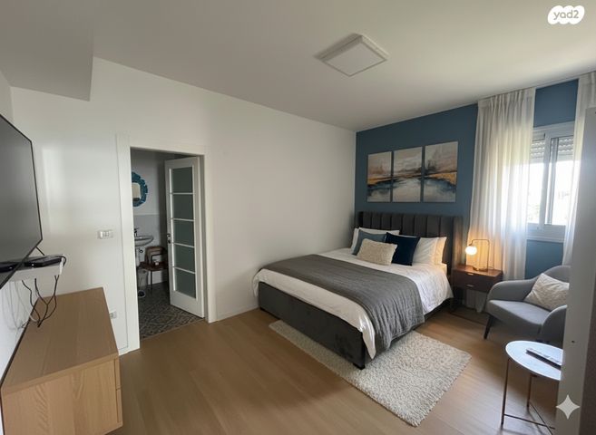 גג/ פנטהאוז, פשוש 7, רמות מנחם, הוד השרון