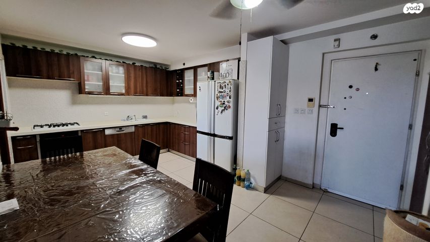 דירה, דוגית 2, קרית מנחם בגין, רמלה