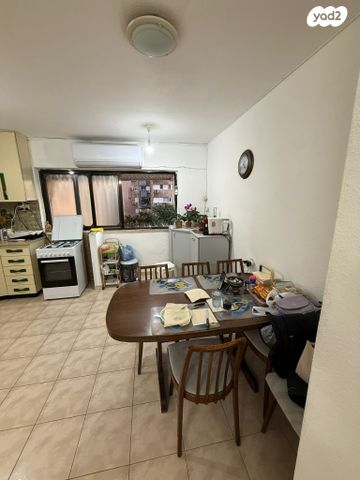 דירה, משה שרת 29, קרית שרת מזרח, חולון