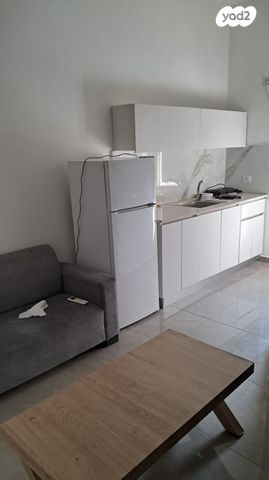 דירה, בן יהודה 28, הרצליה, חיפה