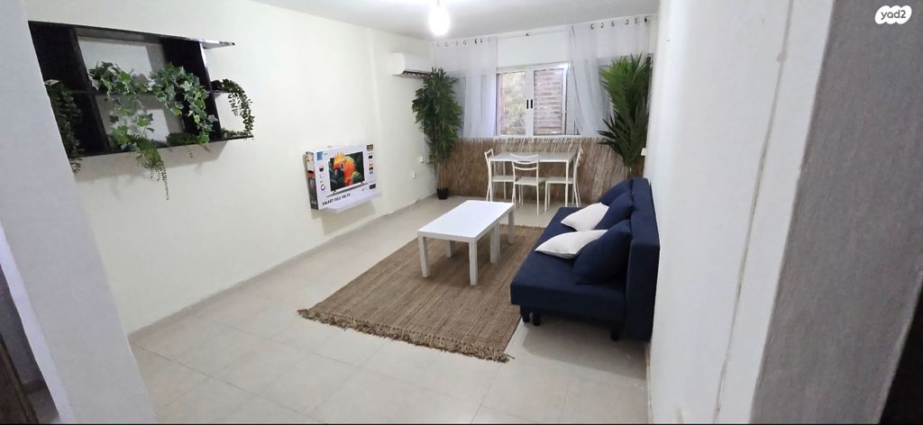 גיורא יוספטל 11