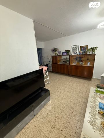 דירה, משה שרת 29, קרית שרת מזרח, חולון