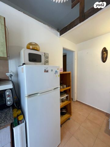 דירה, אלנבי 26, כרם התימנים, תל אביב יפו