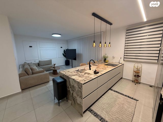 דירה, אריאל שרון 12, נווה שרון / שער העיר, נתיבות