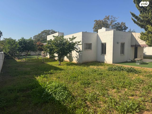 בית פרטי/ קוטג', הדרים 26, נווה הדרים, פרדס חנה כרכור