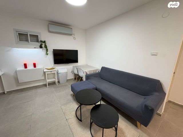 יצחק בן צבי 60