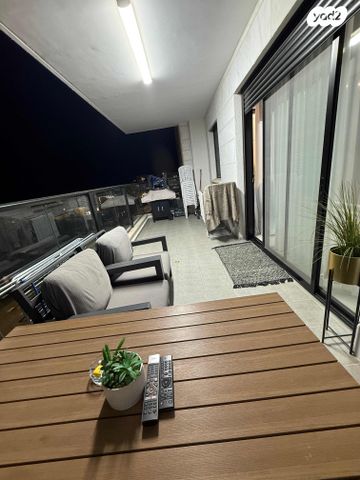 דירה, אריאל שרון 12, נווה שרון / שער העיר, נתיבות