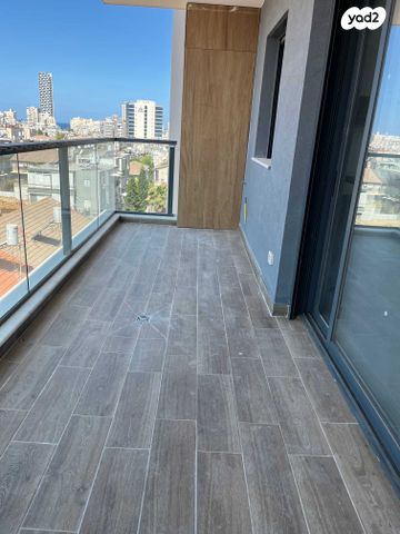 דירה, דניאל 3, ניצנה, בת ים