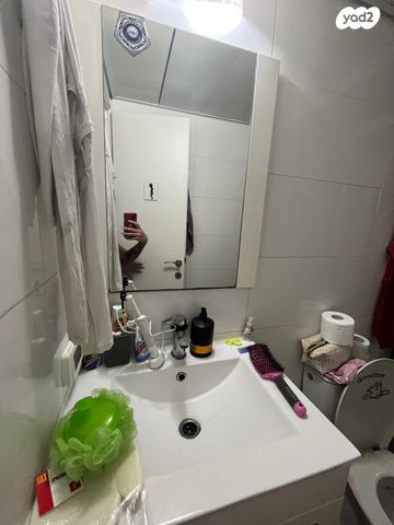 דירה, קריניצי 5, שכונת יהלום, מרכז העיר ב, רמת גן