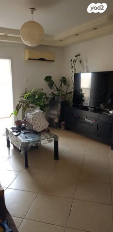 דירה, נחום שריג 9, רמות הרכס, באר שבע