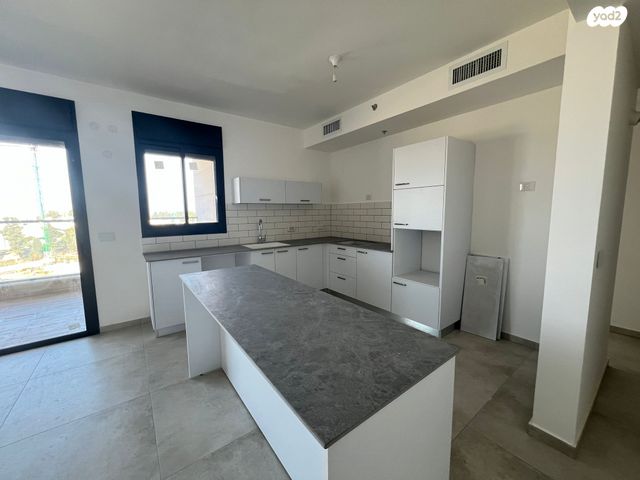 דירה, ד"ר יוסף בורג 8, כוכב הצפון, נתניה