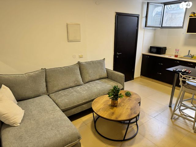 יחידת דיור, ראב"ע 5, שיכוני המזרח, ראשון לציון