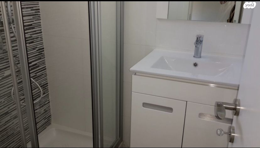 דירה, קריניצי 5, שכונת יהלום, מרכז העיר ב, רמת גן