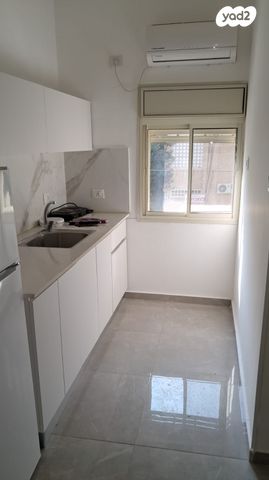 דירה, בן יהודה 28, הרצליה, חיפה