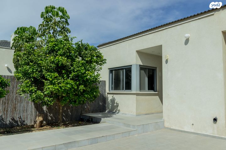 בית פרטי/ קוטג', האקליפטוס 7, רמות השבים, רמות השבים