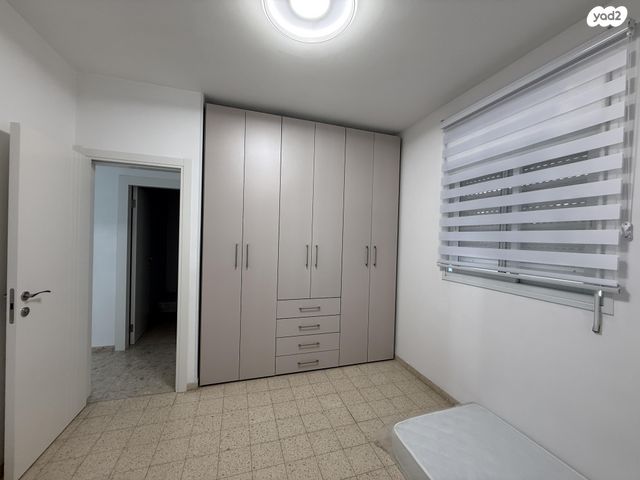 דירה, החלוצים 13, רובע הקריה, הסיטי, אשדוד