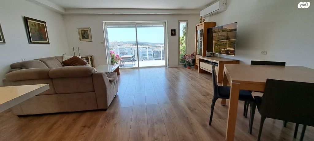 גג/ פנטהאוז, הרופא זלוצ'יסטי, אחוזה, חיפה