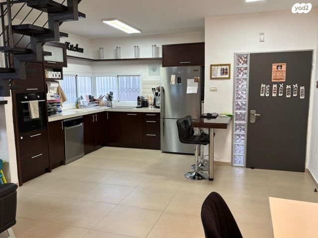 גג/ פנטהאוז