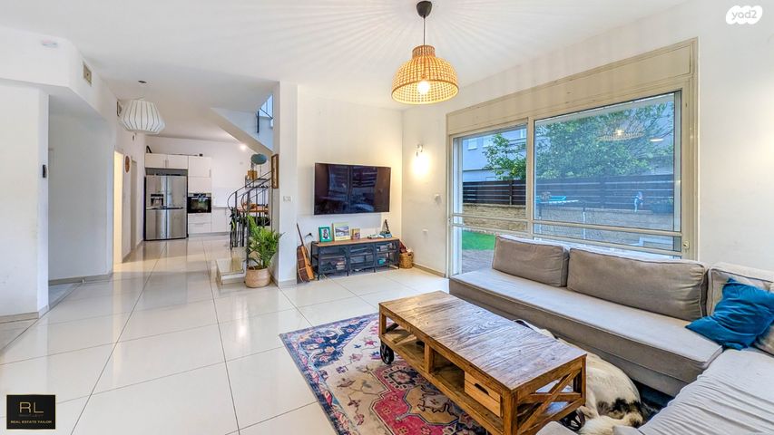 דו משפחתי, נחלים, עתלית