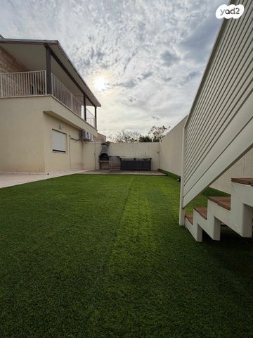 בית פרטי/ קוטג', נווה זיו, נווה זיו