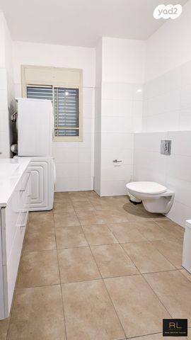 דו משפחתי, נחלים, עתלית