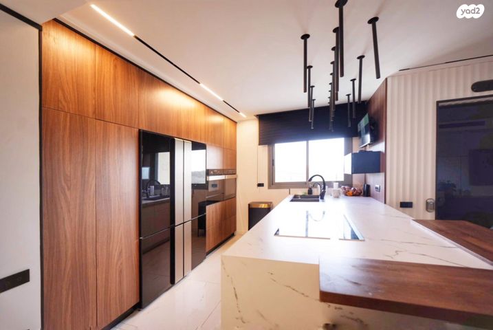 גג/ פנטהאוז, נופים, מודיעין מכבים רעות