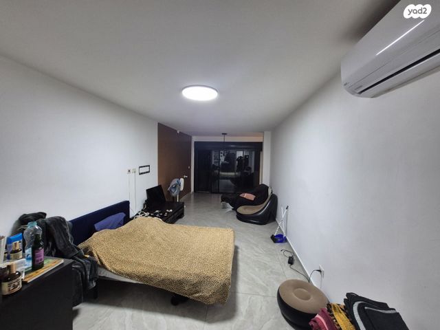 דירה, הרצל 88, בת ים