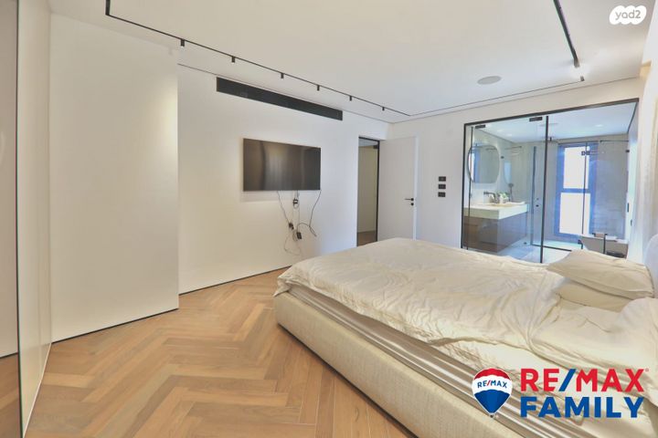 גג/ פנטהאוז, אלכסנדר זייד 29, קרית חיים מזרחית, חיפה