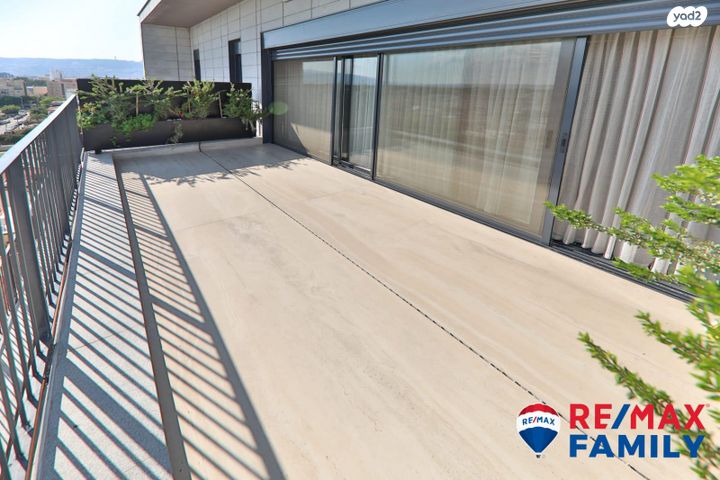 גג/ פנטהאוז, אלכסנדר זייד 29, קרית חיים מזרחית, חיפה