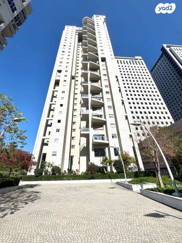 דירה, הצלע 7, נחלת גנים, רמת גן