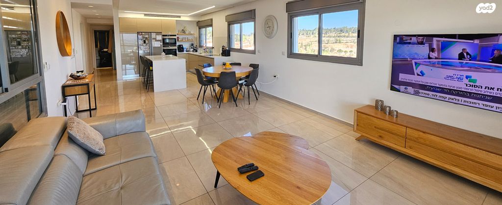 גג/ פנטהאוז