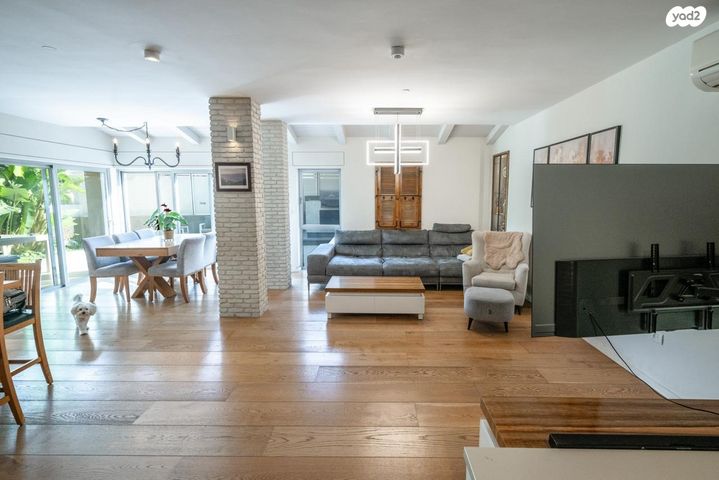 כפר האורנים