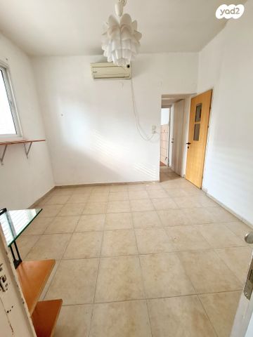 דירה, עוזיאל, נגבה, רמת גן