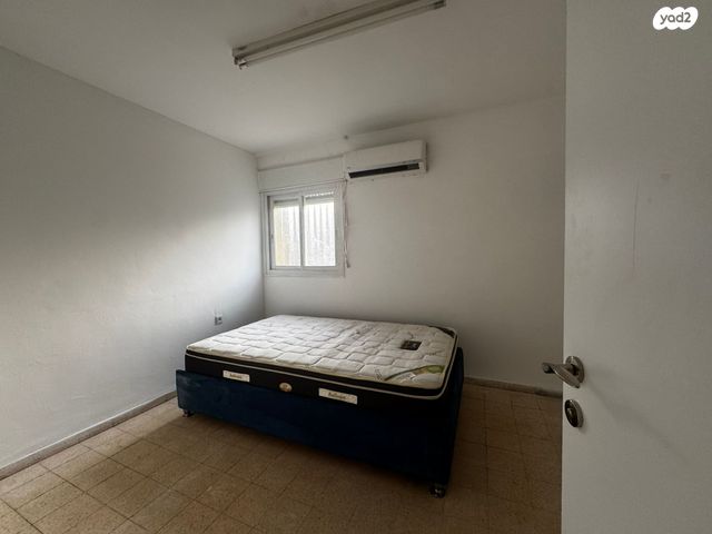 דירה, הרב אוחנה, העיר התחתית, ואדי סאליב, חיפה