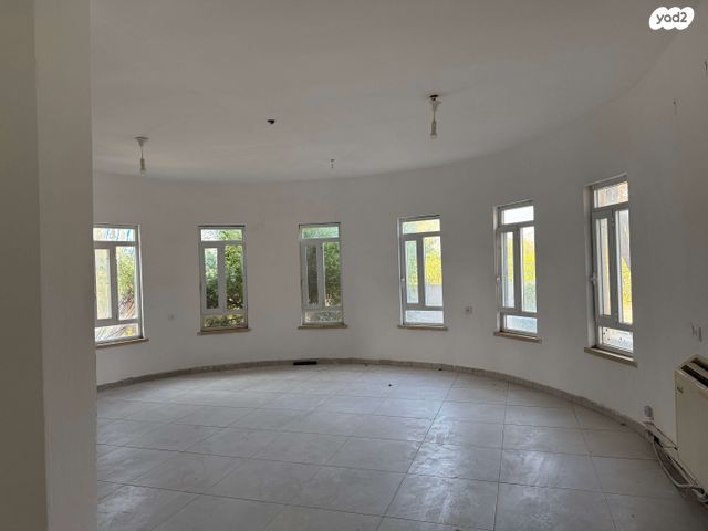 בית פרטי/ קוטג', חניאל